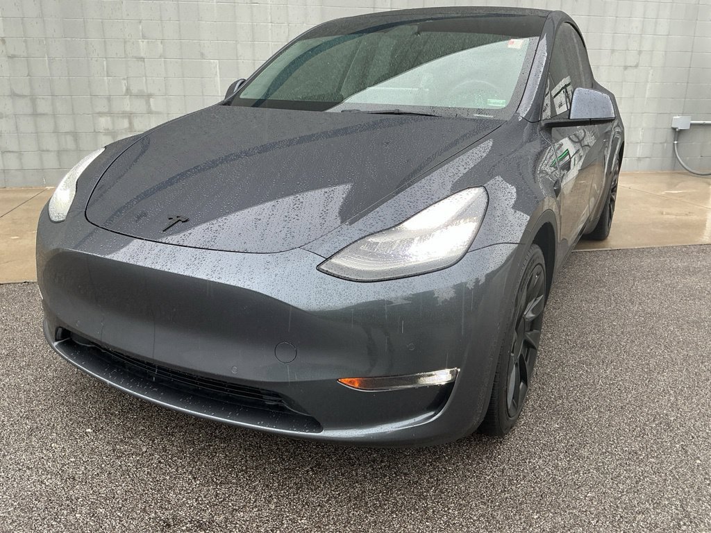 Used 2021 Tesla Model Y Long Range AWD/4WD image 2
