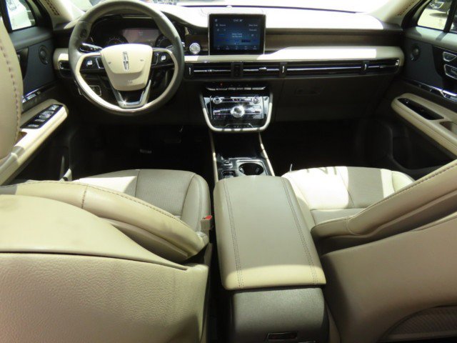 Certified 2020 Lincoln Corsair Reserve w/ Equipment Group 201A image 23