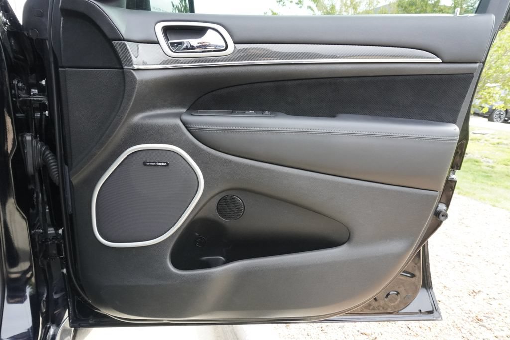 Used 2019 Jeep Grand Cherokee SRT AWD/4WD image 21