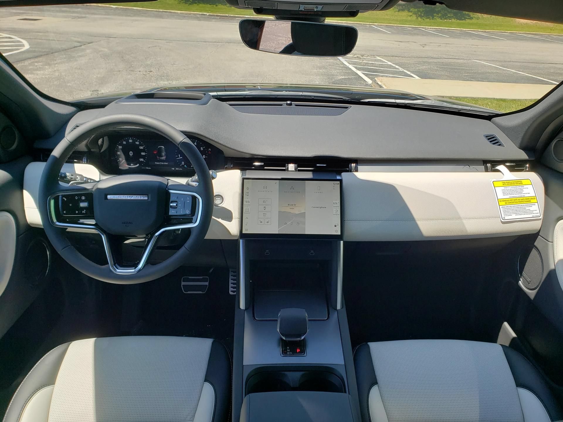 New 2026 Land Rover Discovery Sport Landmark AWD/4WD image 13