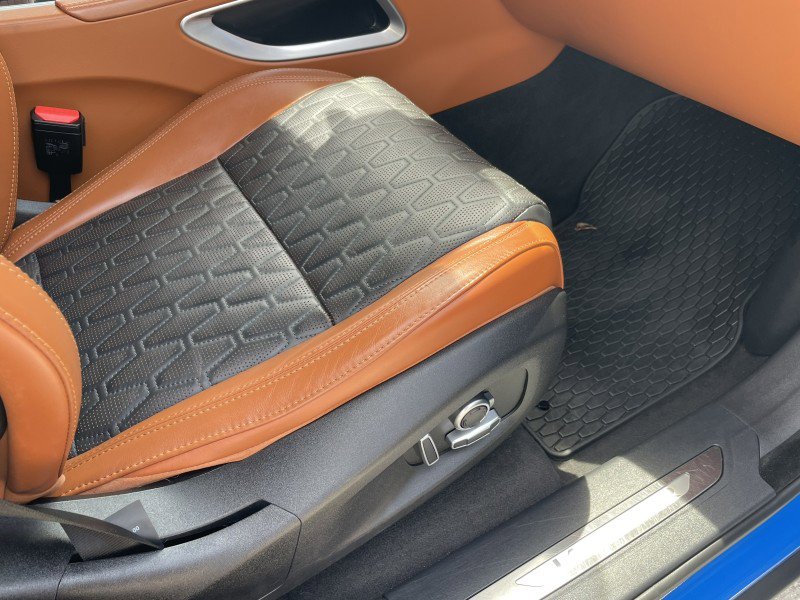 Used 2020 Jaguar F-PACE SVR image 14