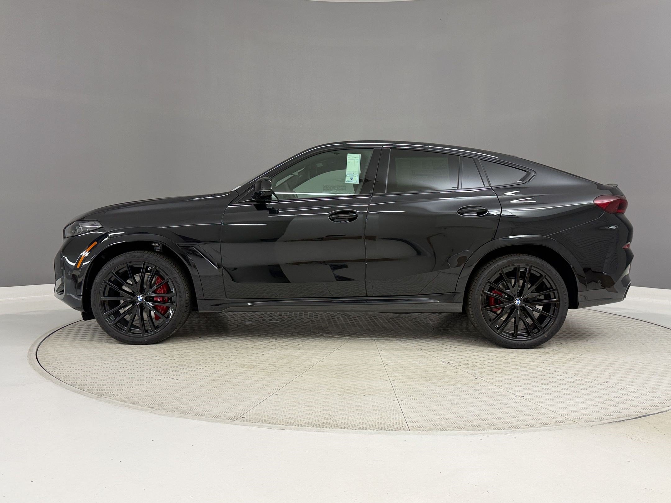 New 2027 BMW X6 xDrive40i AWD/4WD image 2