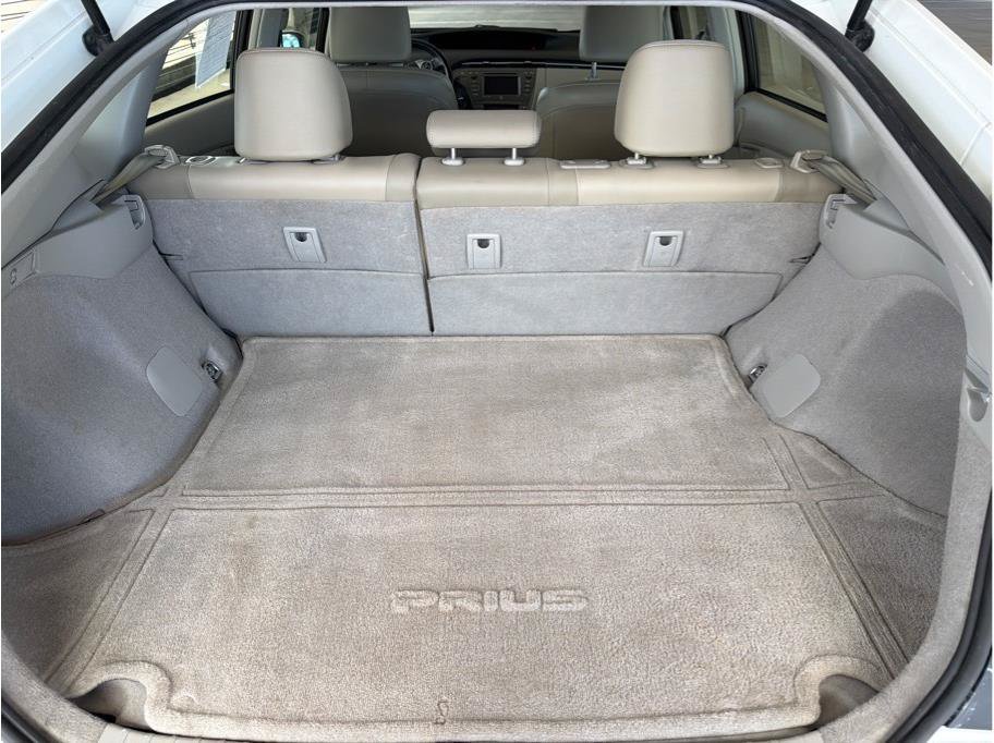 Used 2012 Toyota Prius Five FWD image 12