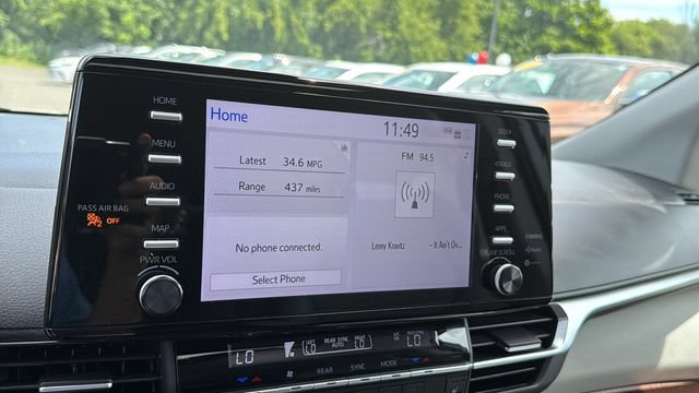 Used 2024 Toyota Sienna XLE AWD/4WD image 12