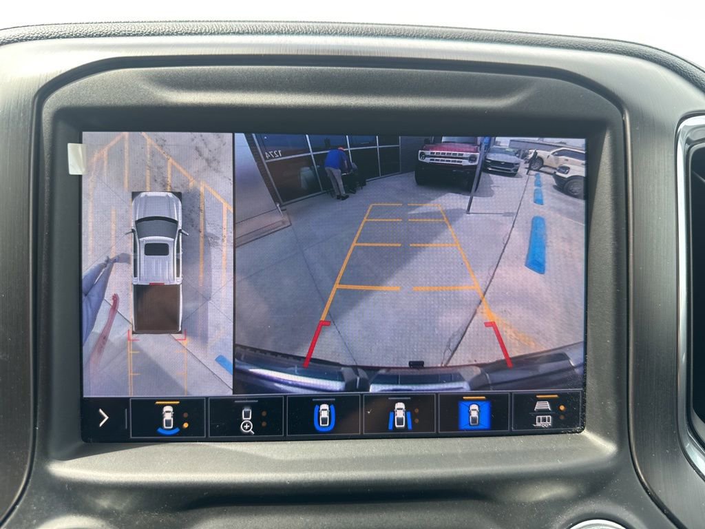 Used 2021 GMC Sierra 1500 AT4 w/ AT4 Value Package AWD/4WD image 16