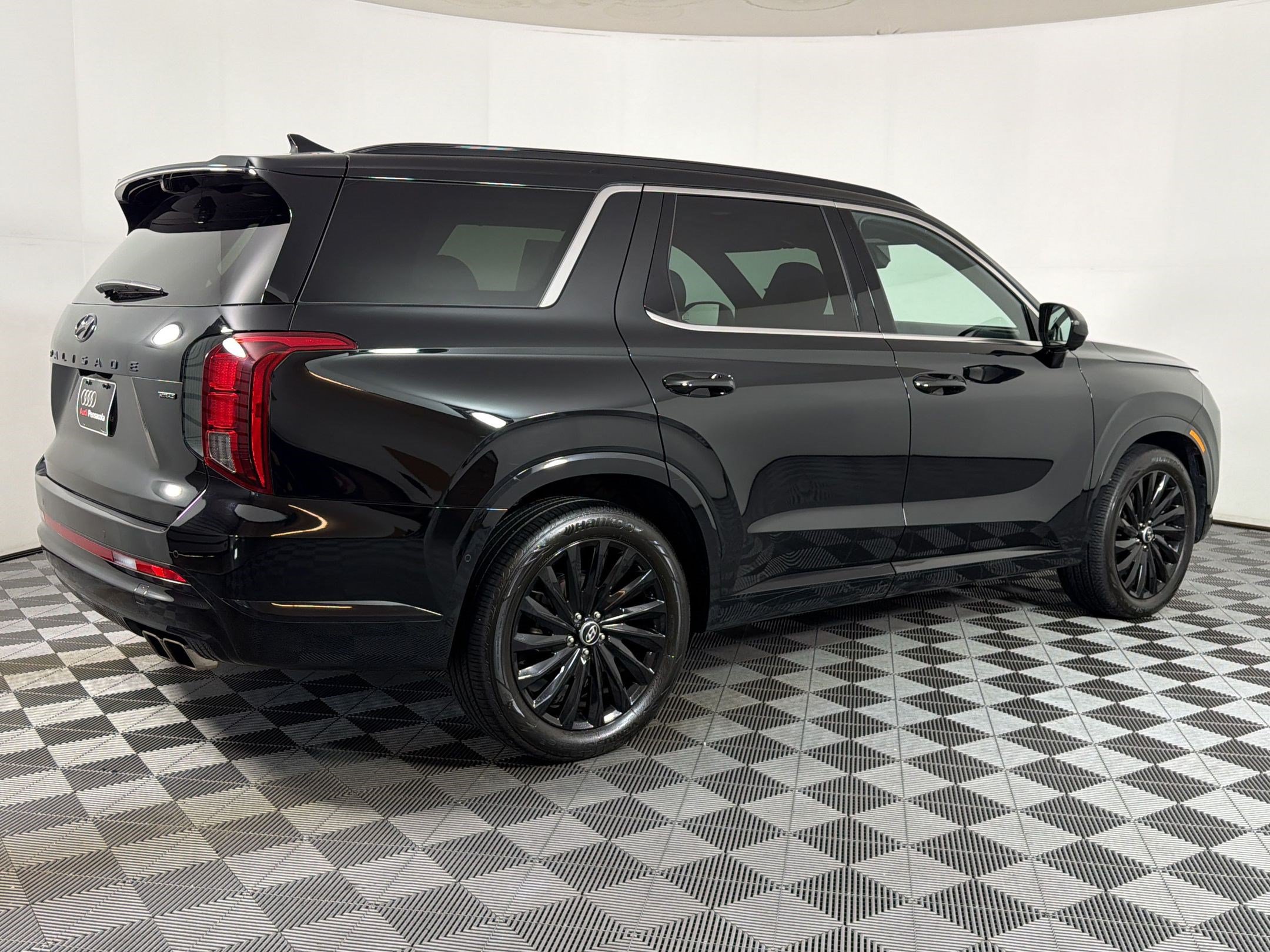 Used 2025 Hyundai Palisade Calligraphy AWD/4WD image 7