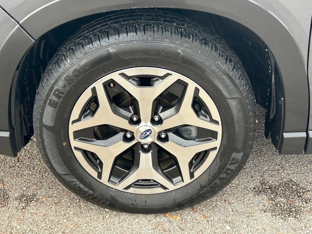 Used 2020 Subaru Forester Premium AWD/4WD image 18