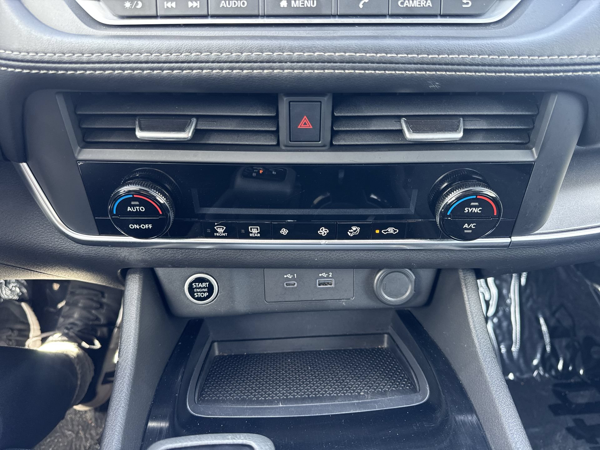 Used 2023 Nissan Rogue SV AWD/4WD image 17