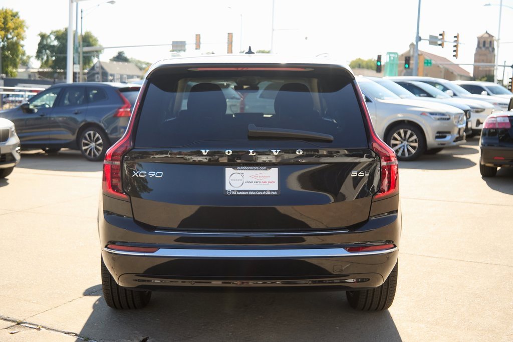 New 2026 Volvo XC90 B6 Plus w/ Protection Package Premier image 8