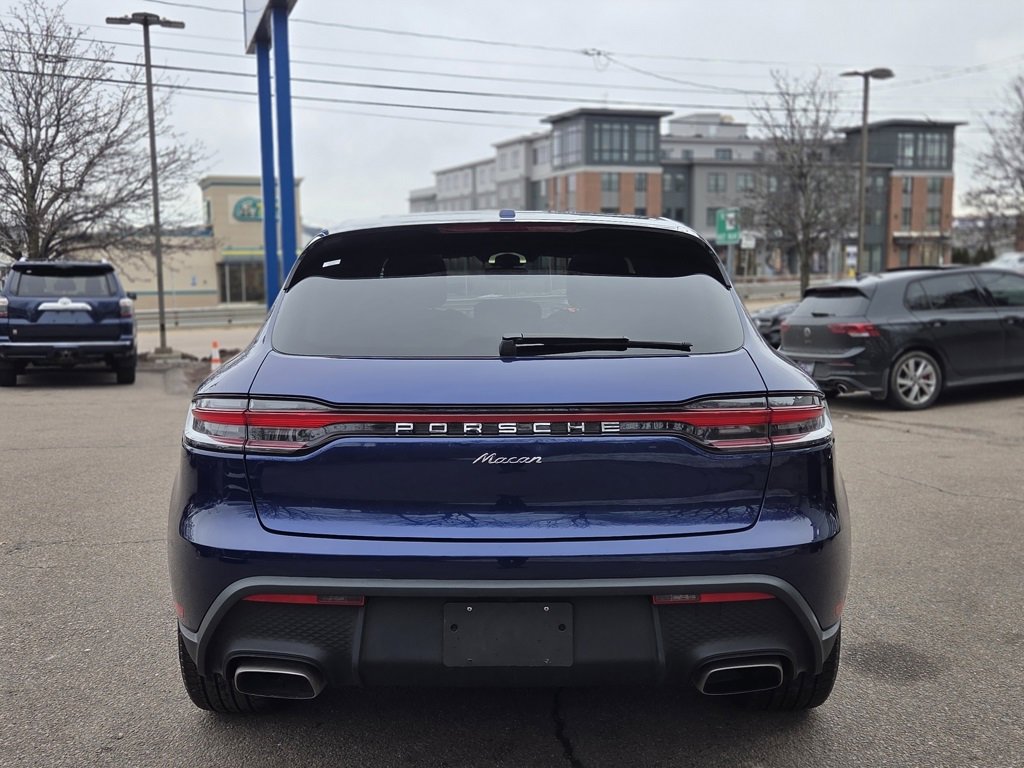 Used 2023 Porsche Macan AWD image 5