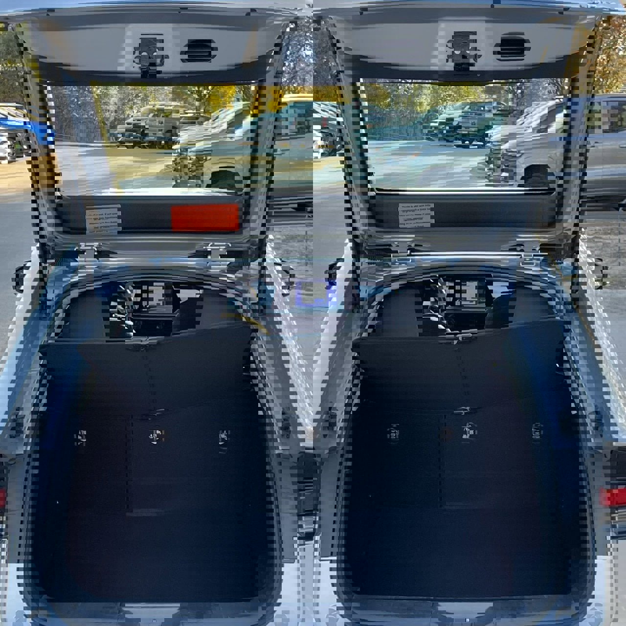 Used 2023 Toyota Prius LE image 25