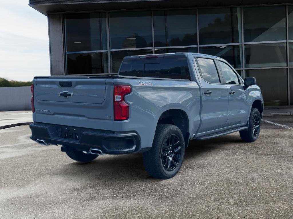 Used 2024 Chevrolet Silverado 1500 LT Trail Boss w/ Convenience Package II AWD/4WD image 5
