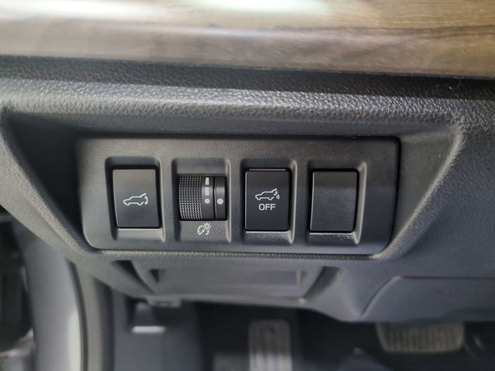 Certified 2022 Subaru Outback Touring XT AWD/4WD image 21