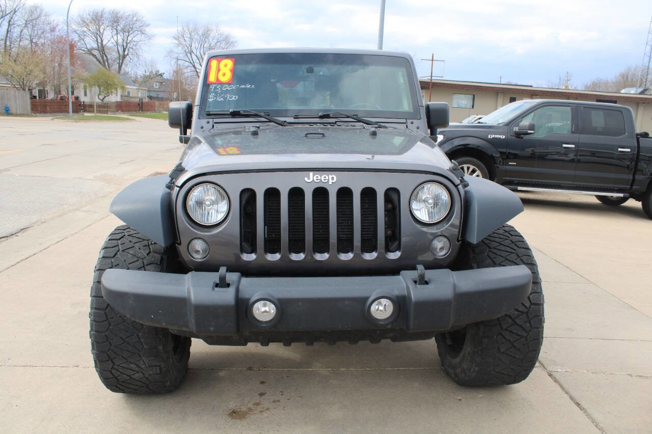 Used 2018 Jeep Wrangler Unlimited Sport S image 4