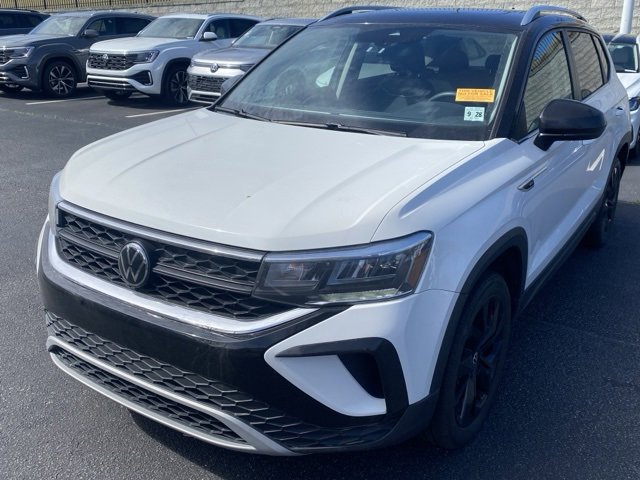 Used 2023 Volkswagen Taos SE image 8