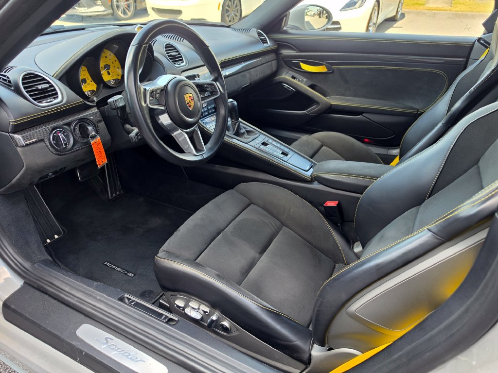 Used 2021 Porsche 718 Boxster Spyder RWD image 20