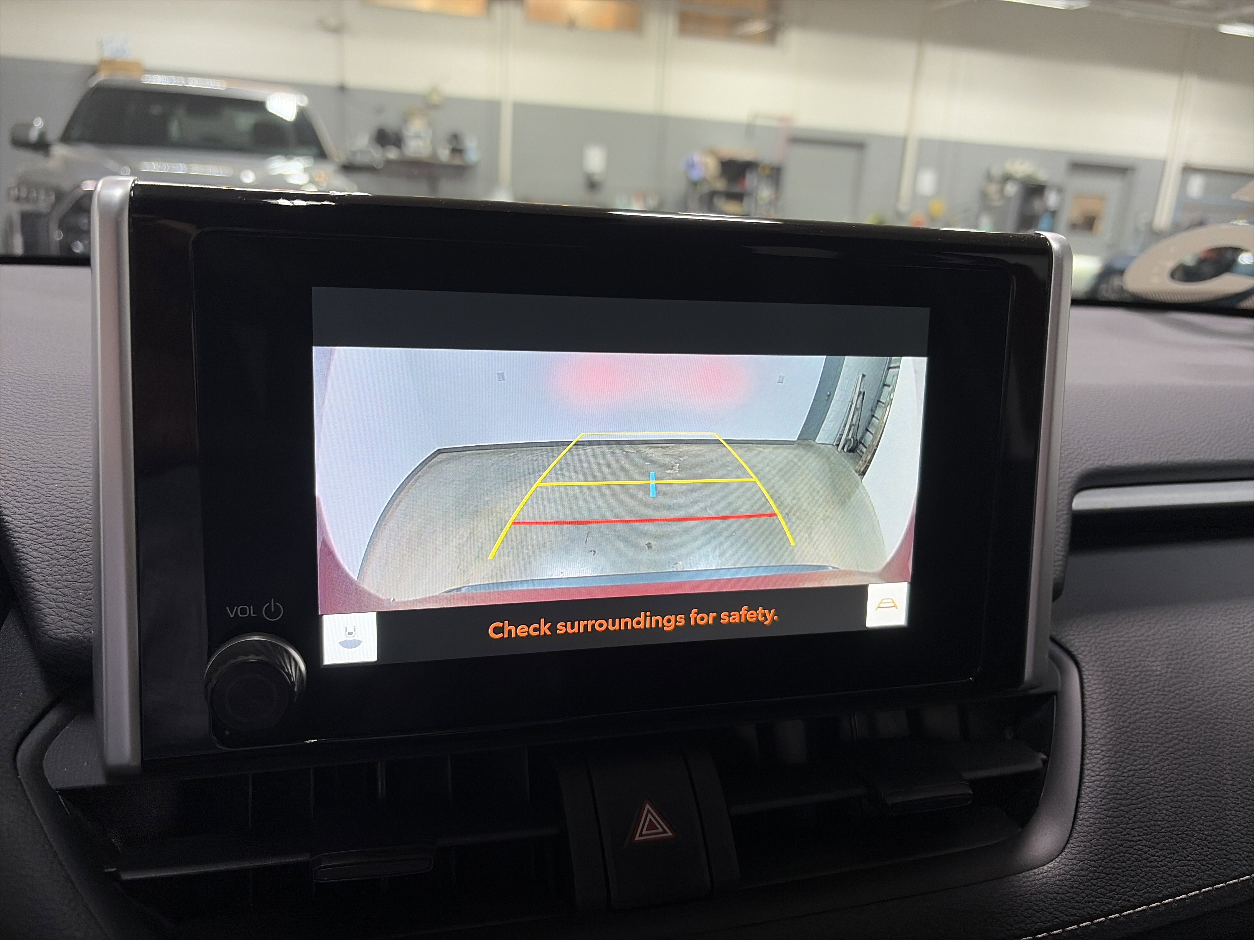 Used 2025 Toyota RAV4 XLE image 18