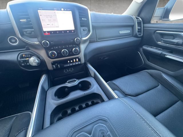 Used 2022 RAM 1500 Laramie AWD/4WD image 3