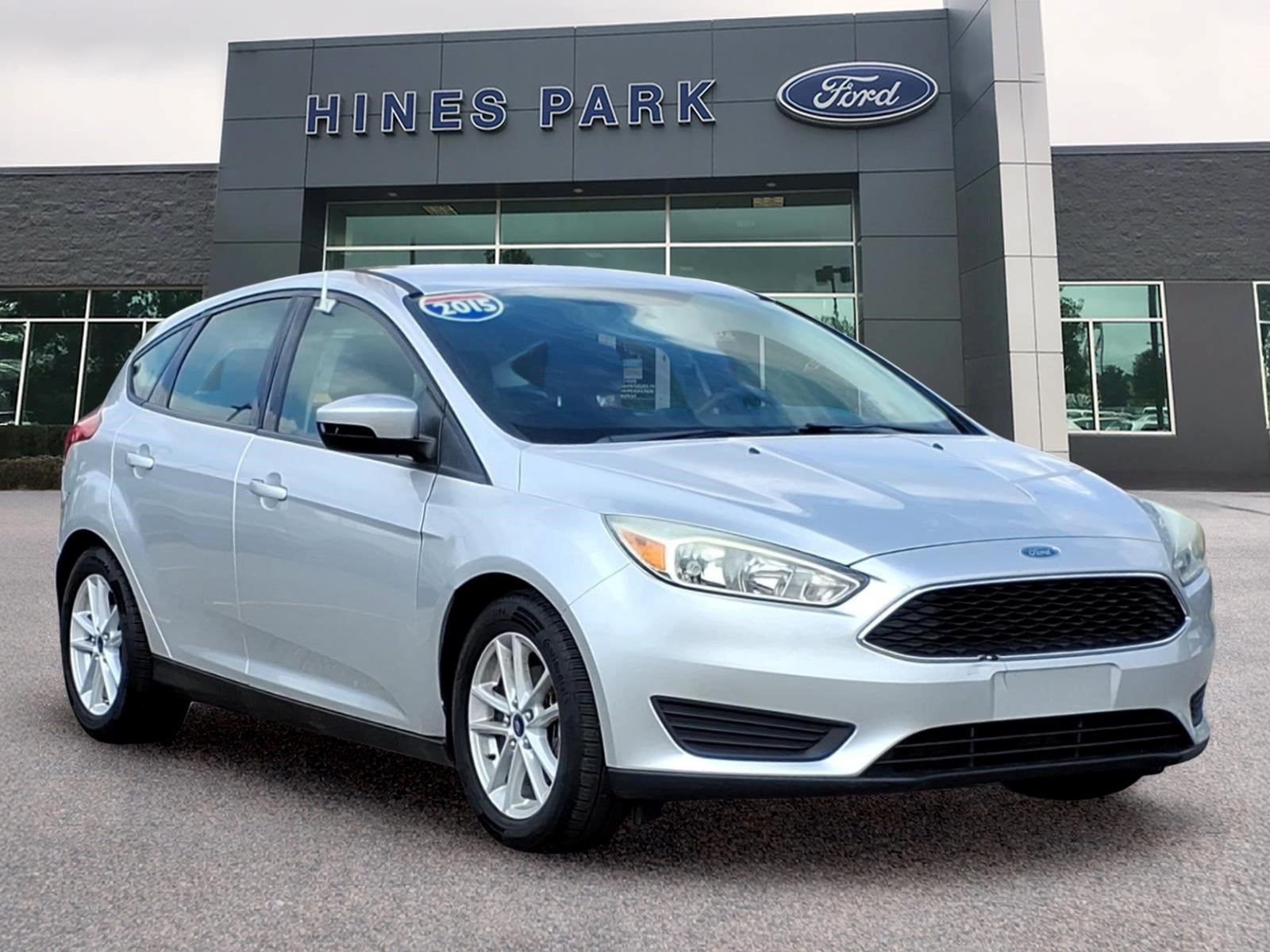 Used 2015 Ford Focus SE w/ Interior Protection Package FWD image 1