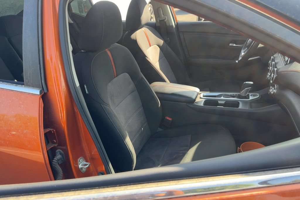 Used 2024 Nissan Sentra SR FWD image 15