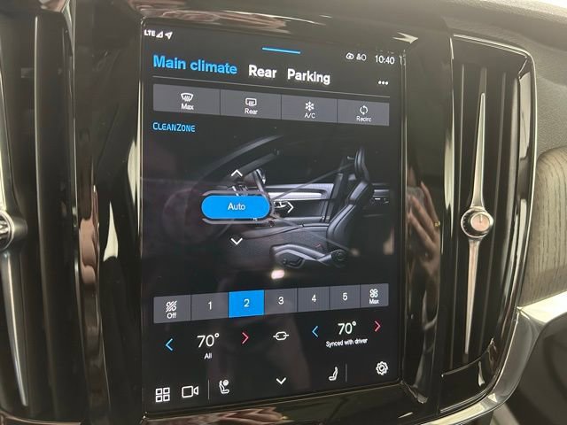 Used 2025 Volvo S90 T8 Plus image 21