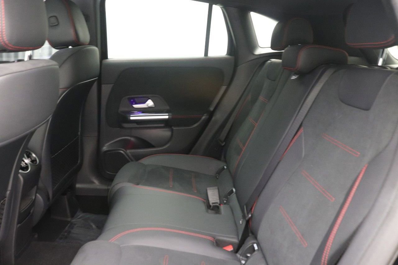 Used 2022 Mercedes-Benz GLA 250 image 33