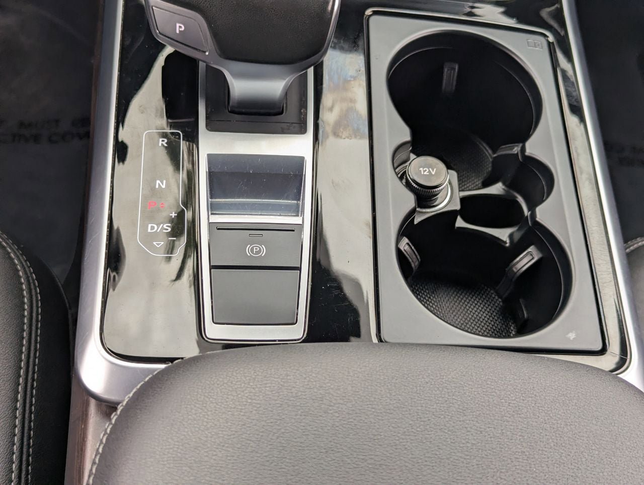 Used 2019 Audi Q8 Premium Plus AWD/4WD image 23