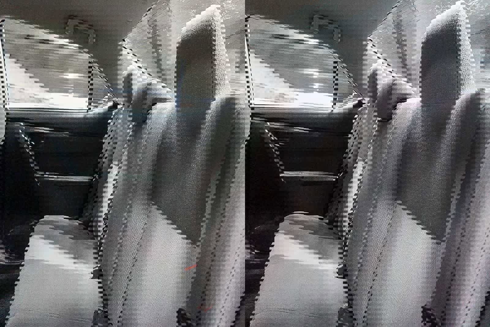 Used 2018 Toyota Corolla L w/ Body Protection Package FWD image 18