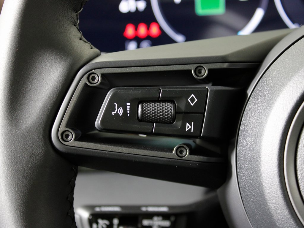 Certified 2026 Porsche Taycan image 25