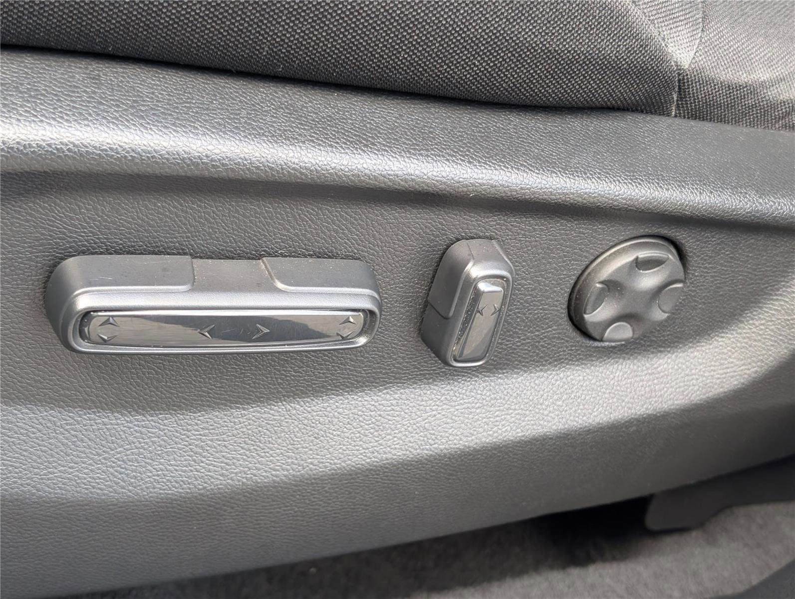 Used 2020 Honda CR-V EX image 19