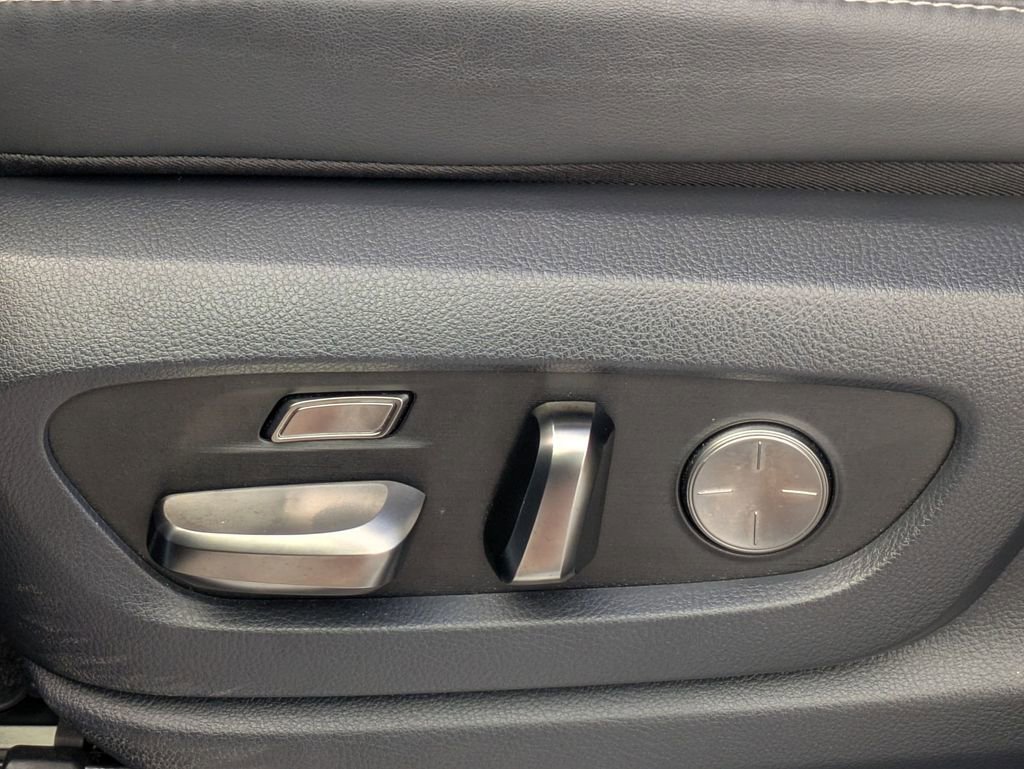 Used 2023 Lexus LX 600 F Sport w/ Accessory Package (Z1) image 13