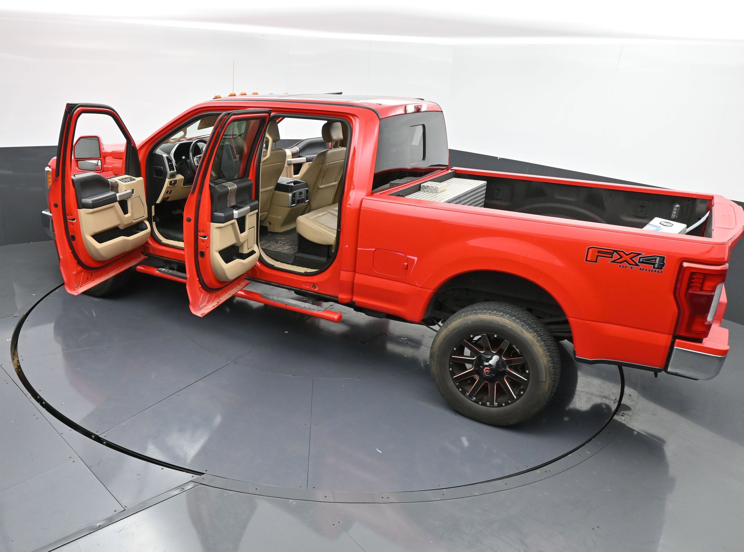 Used 2018 Ford F250 Lariat w/ Lariat Ultimate Package image 42