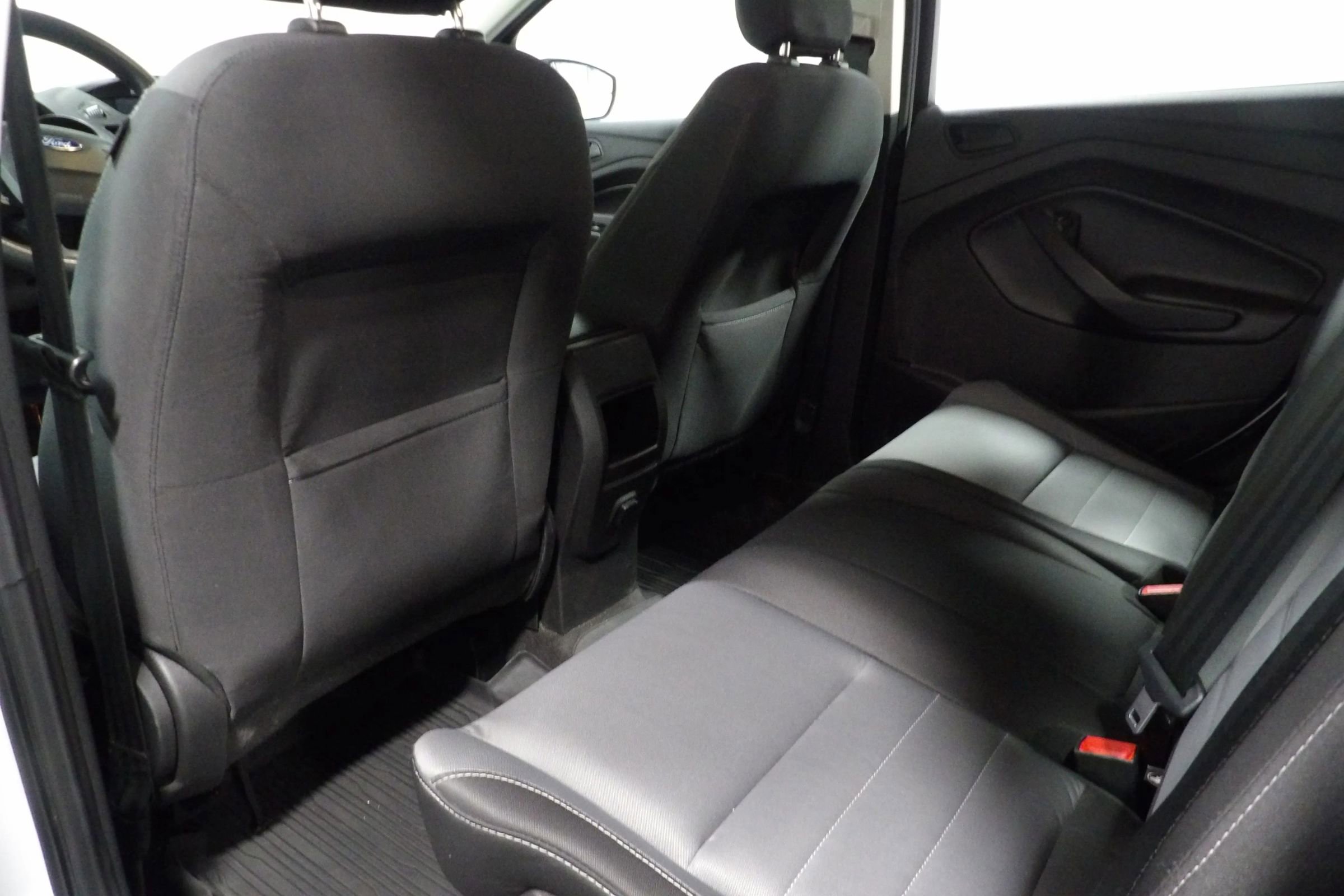 Used 2018 Ford Escape S image 10