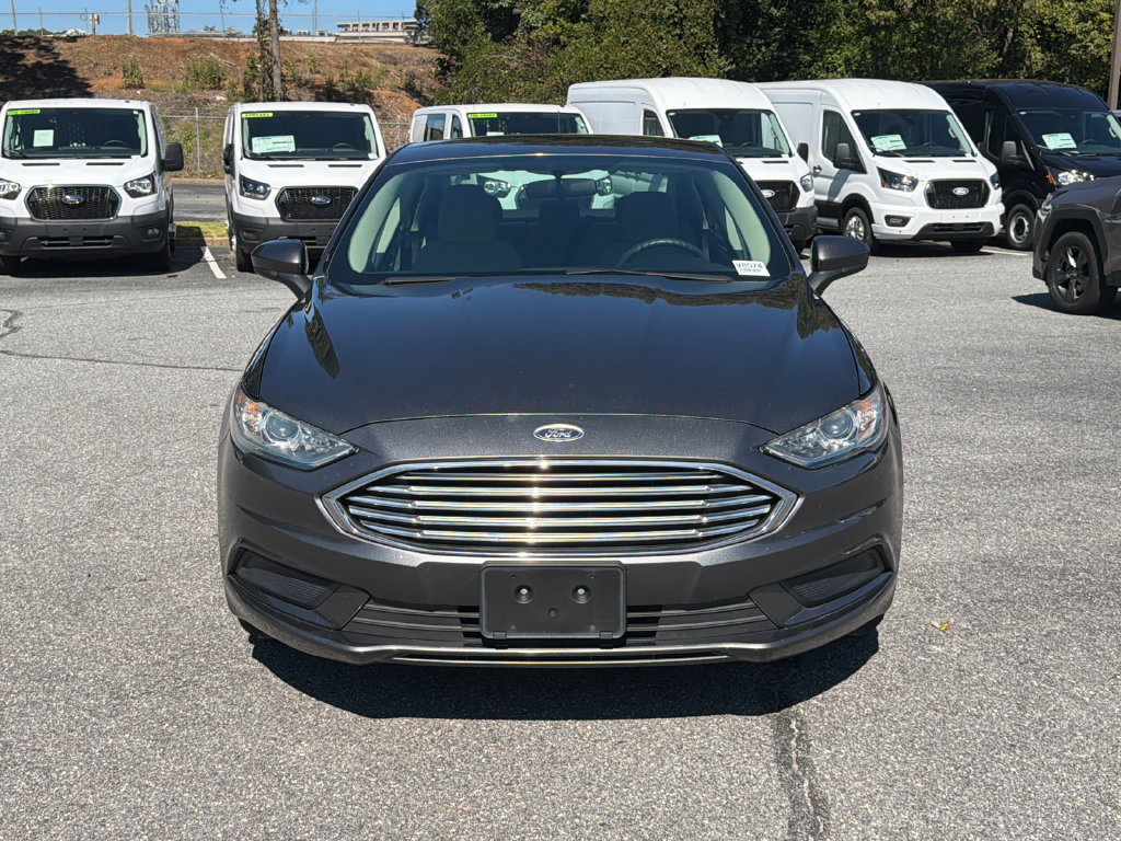 Used 2018 Ford Fusion S FWD image 2