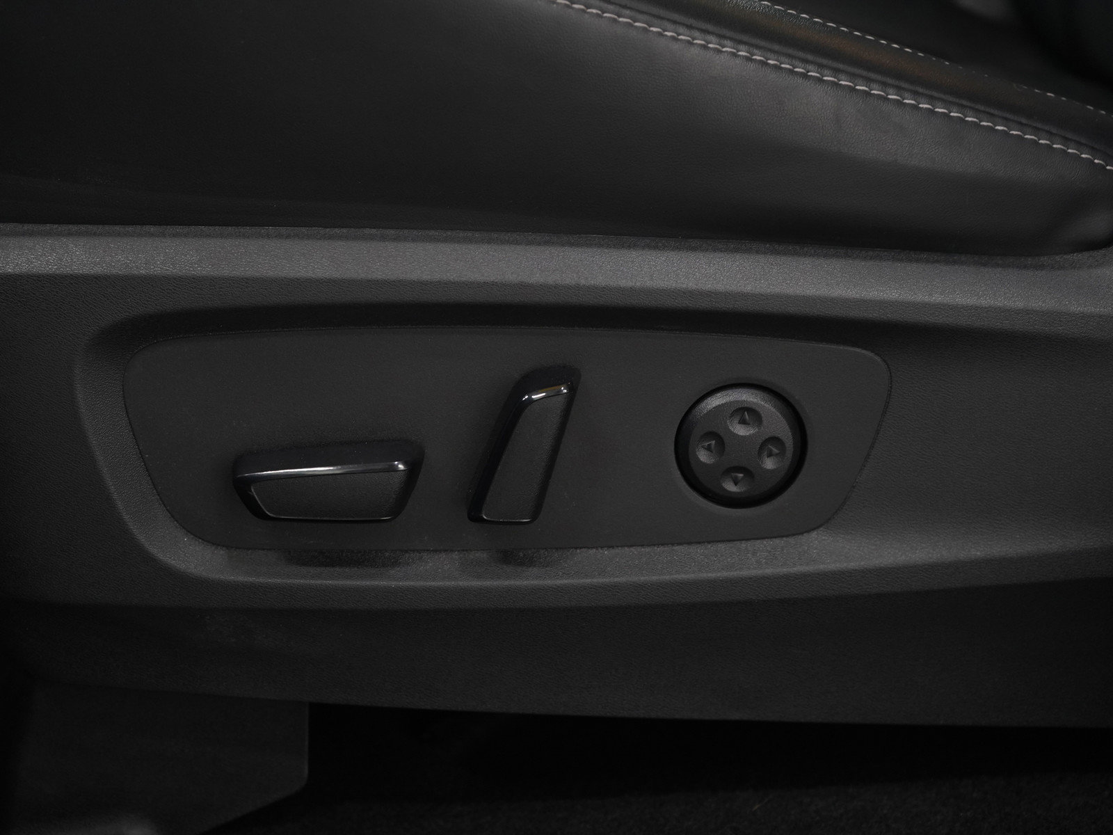 Used 2023 INFINITI QX60 Luxe image 31