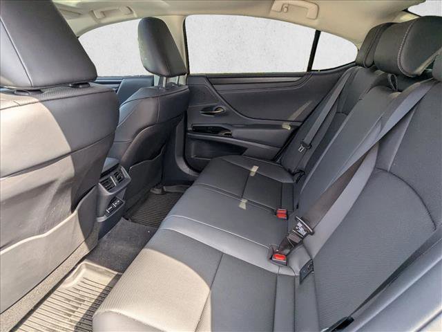 Certified 2025 Lexus ES 300h w/ Premium Package image 17