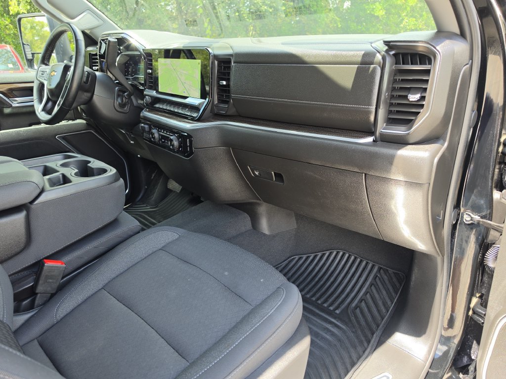 Used 2025 Chevrolet Silverado 2500 LT w/ Convenience Package AWD/4WD image 12