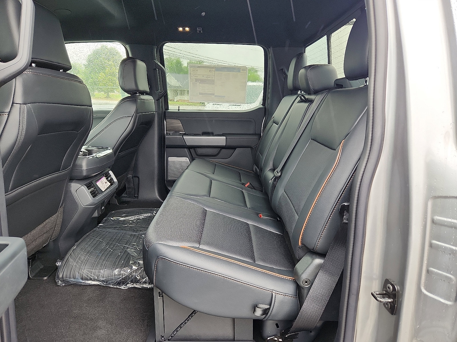 New 2025 Ford F150 Lariat w/ Equipment Group 502A High image 6