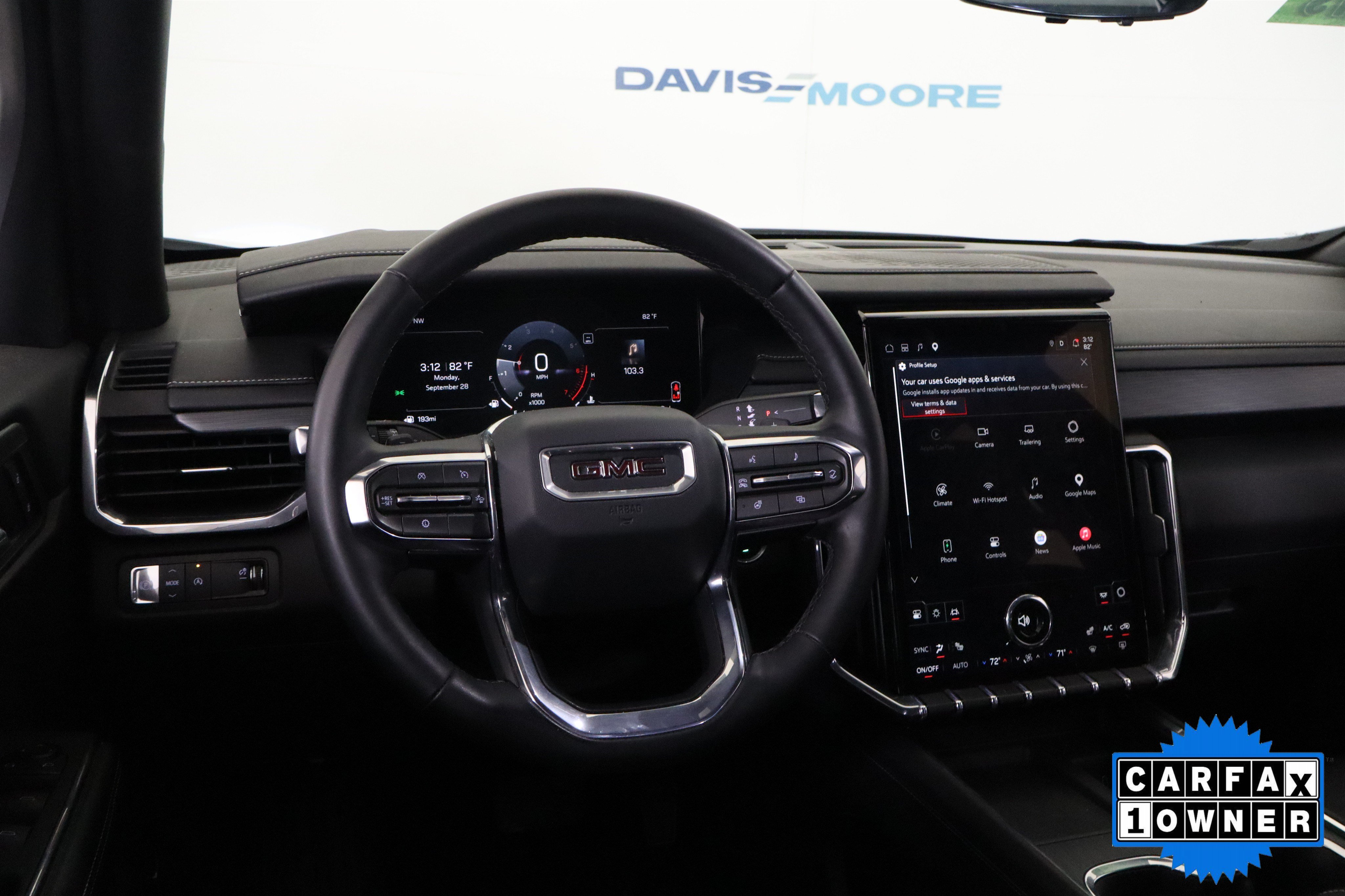 Used 2026 GMC Acadia Elevation w/ Elevation Premium Package FWD image 16