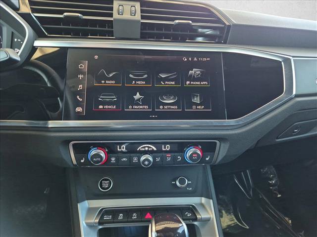 Used 2024 Audi Q3 2.0T Premium Plus AWD/4WD image 14