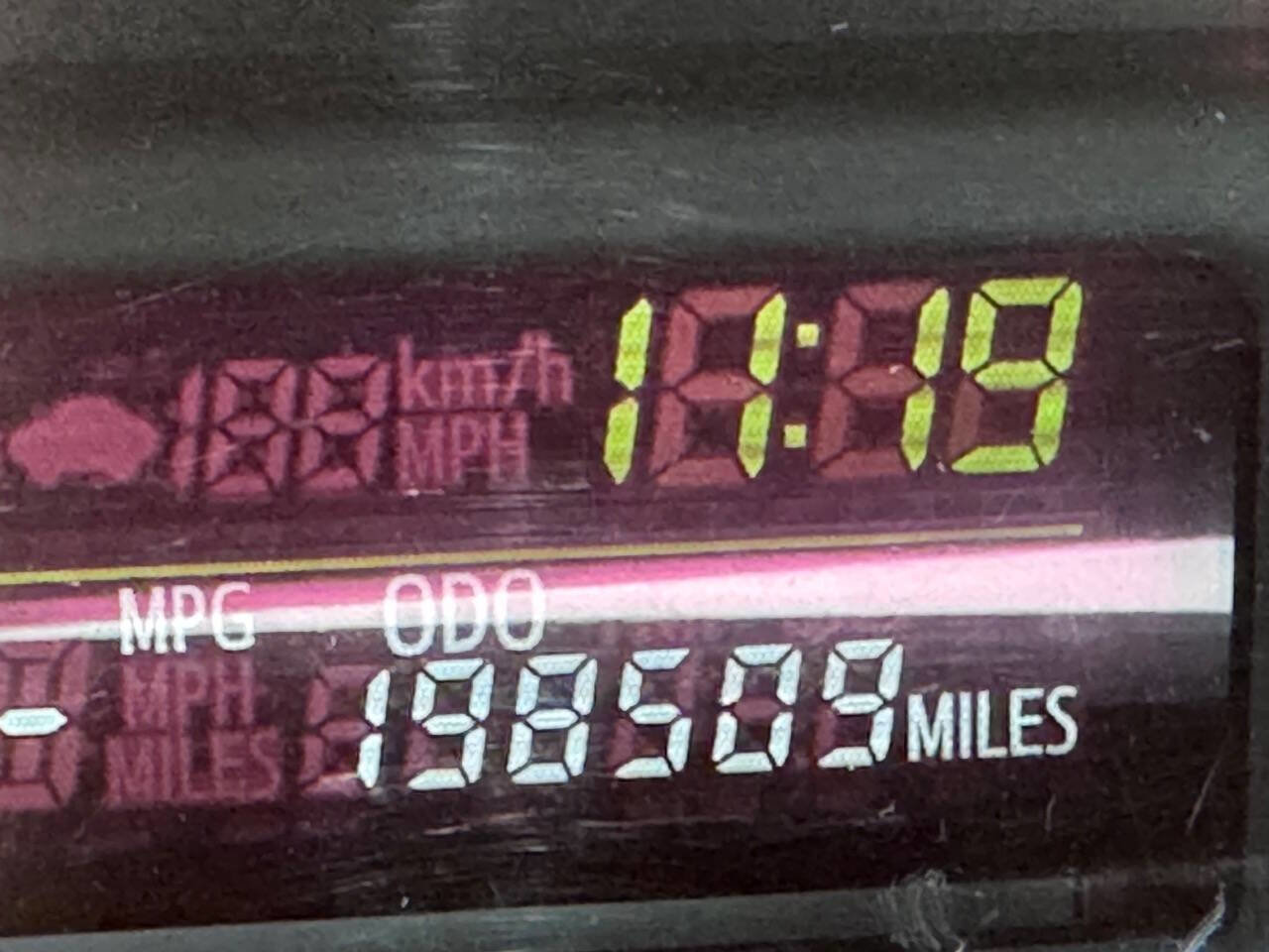 Used 2013 Toyota Prius V Five FWD image 21