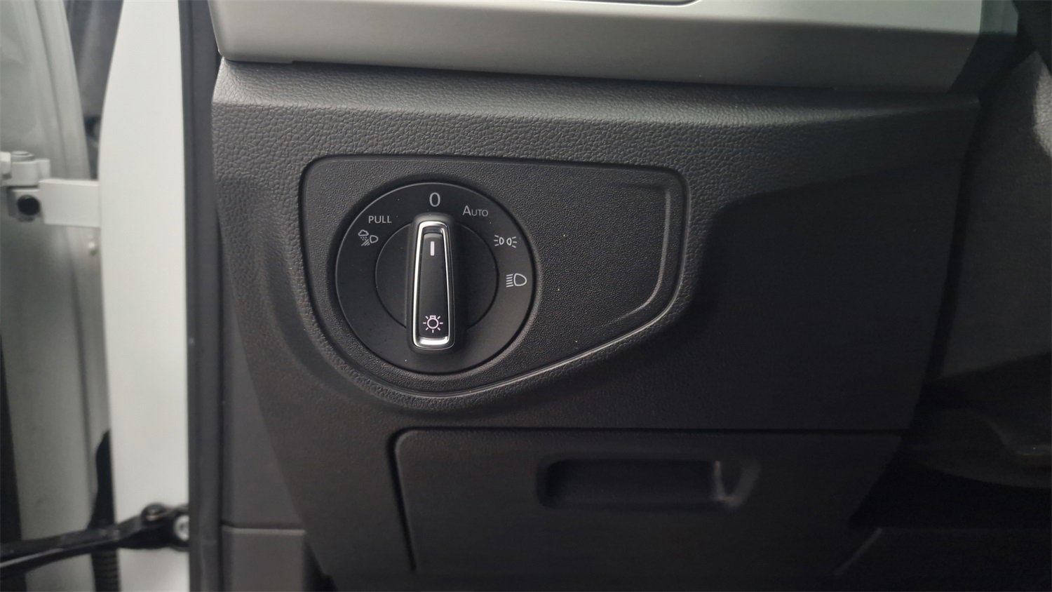 Used 2021 Volkswagen Atlas SE w/ Panoramic Sunroof Package image 22