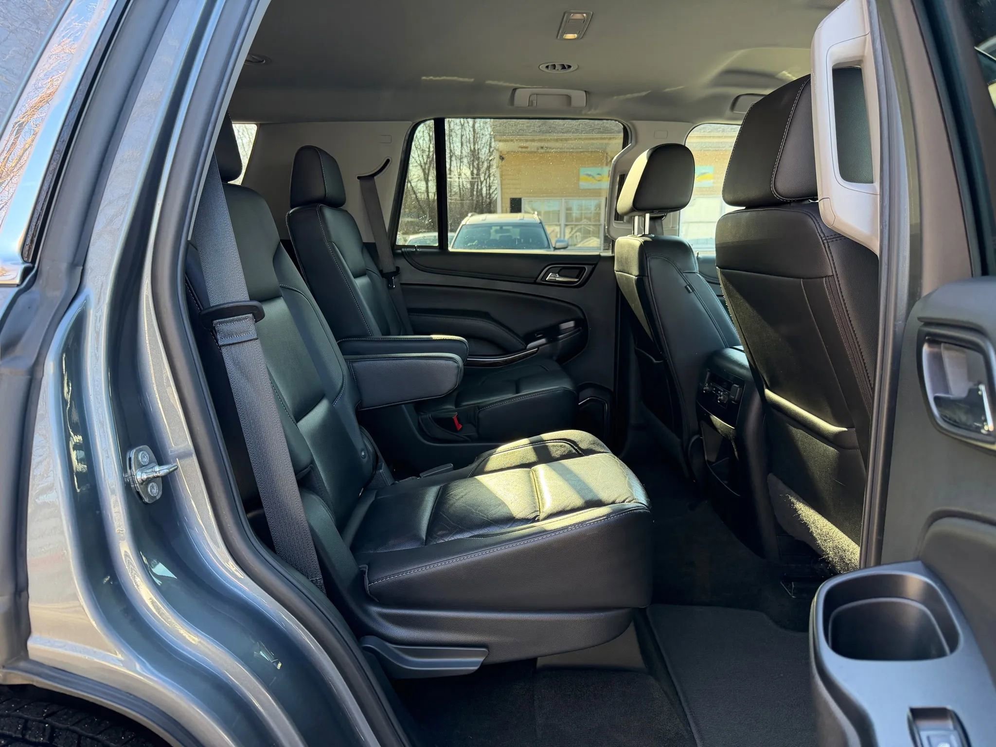 Used 2018 Chevrolet Tahoe LT image 43