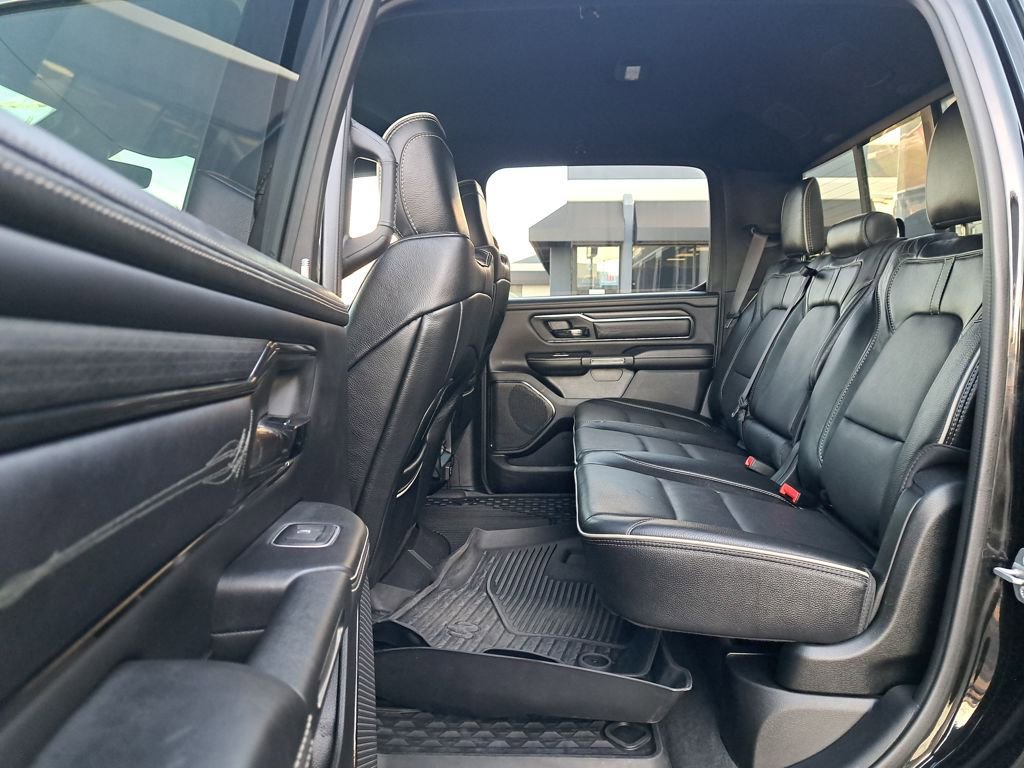 Used 2022 RAM 1500 Limited w/ Body-Colour Bumper Group image 13