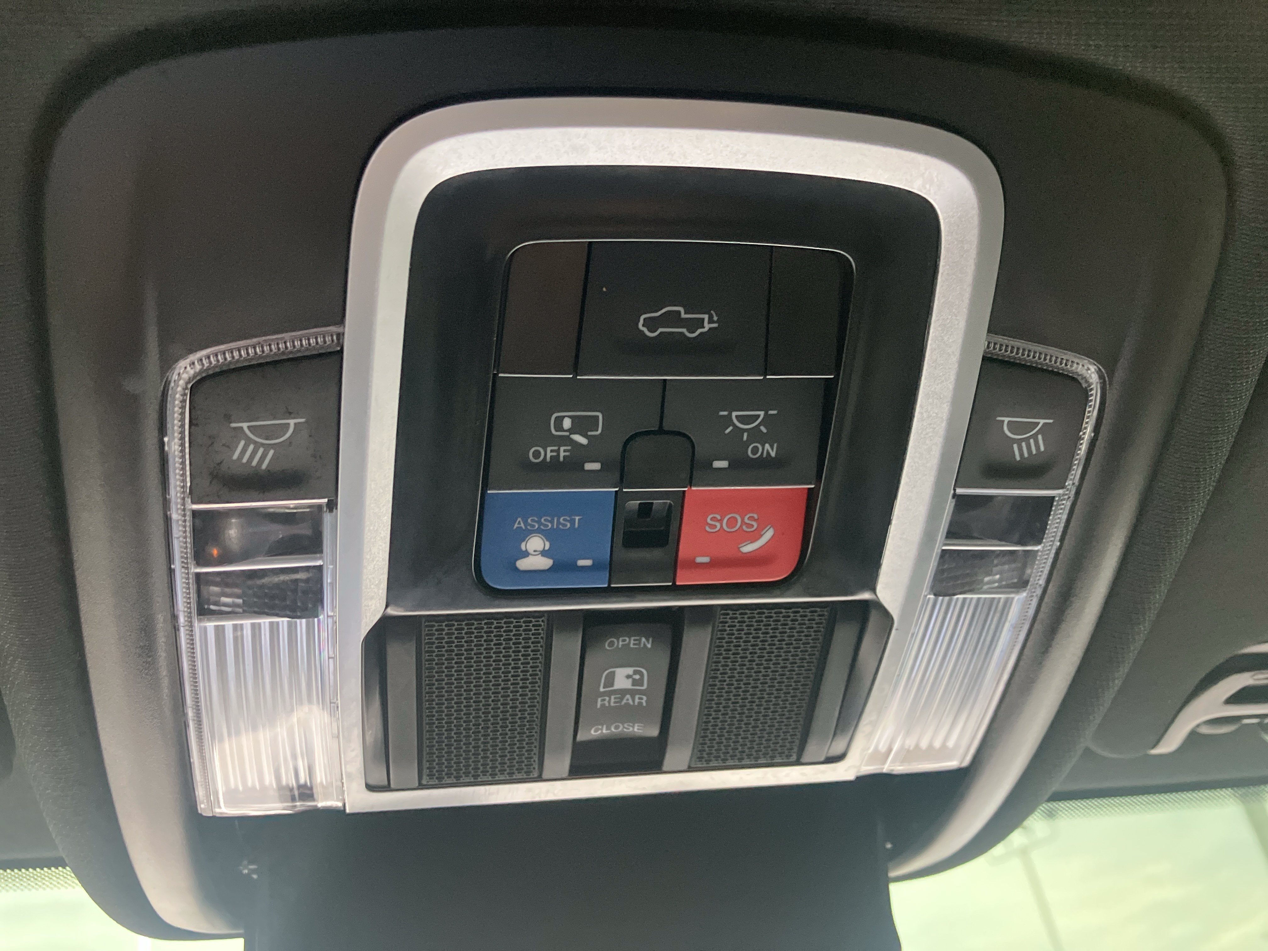 Used 2022 RAM 2500 Laramie AWD/4WD image 31