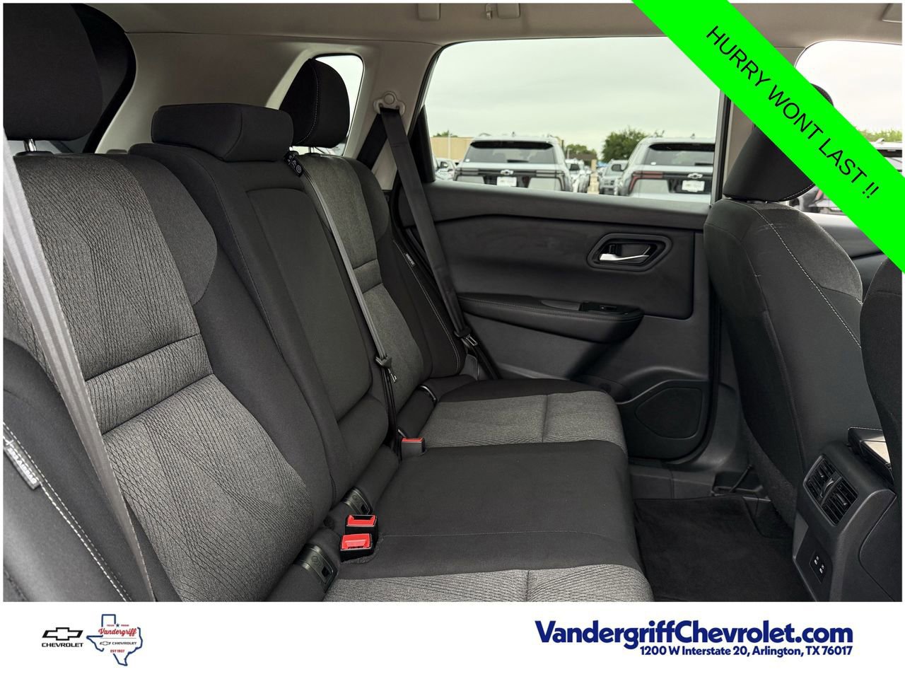 Used 2025 Nissan Rogue SV AWD/4WD image 26