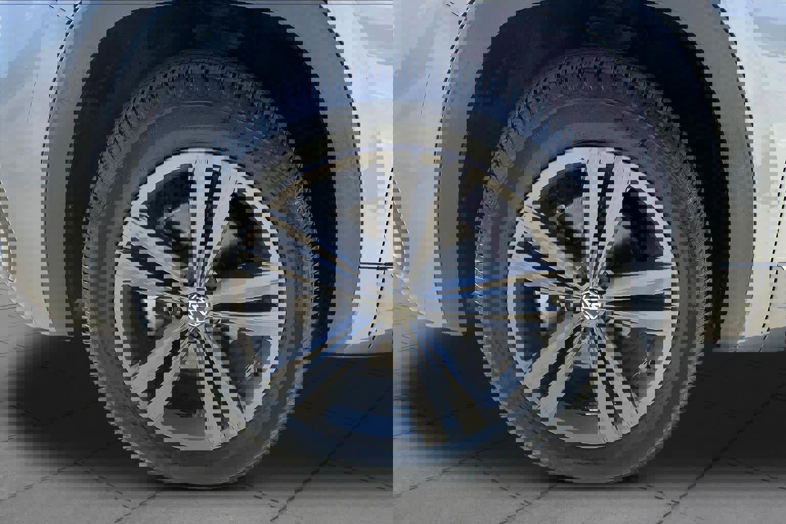 Used 2021 Volkswagen Atlas SE w/ Panoramic Sunroof Package image 10