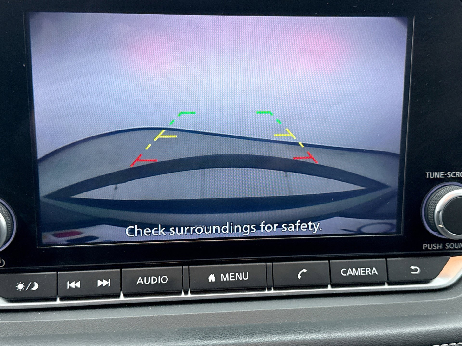 Used 2023 Nissan Rogue SV image 10