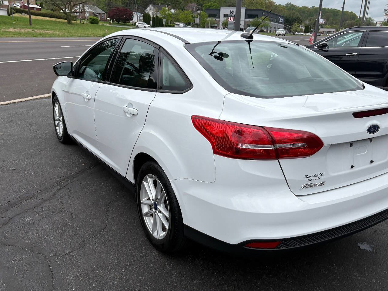 Used 2015 Ford Focus SE FWD image 12