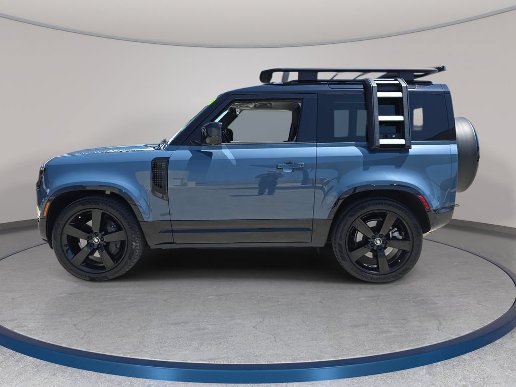 Certified 2025 Land Rover Defender 90 X-Dynamic SE AWD/4WD image 8